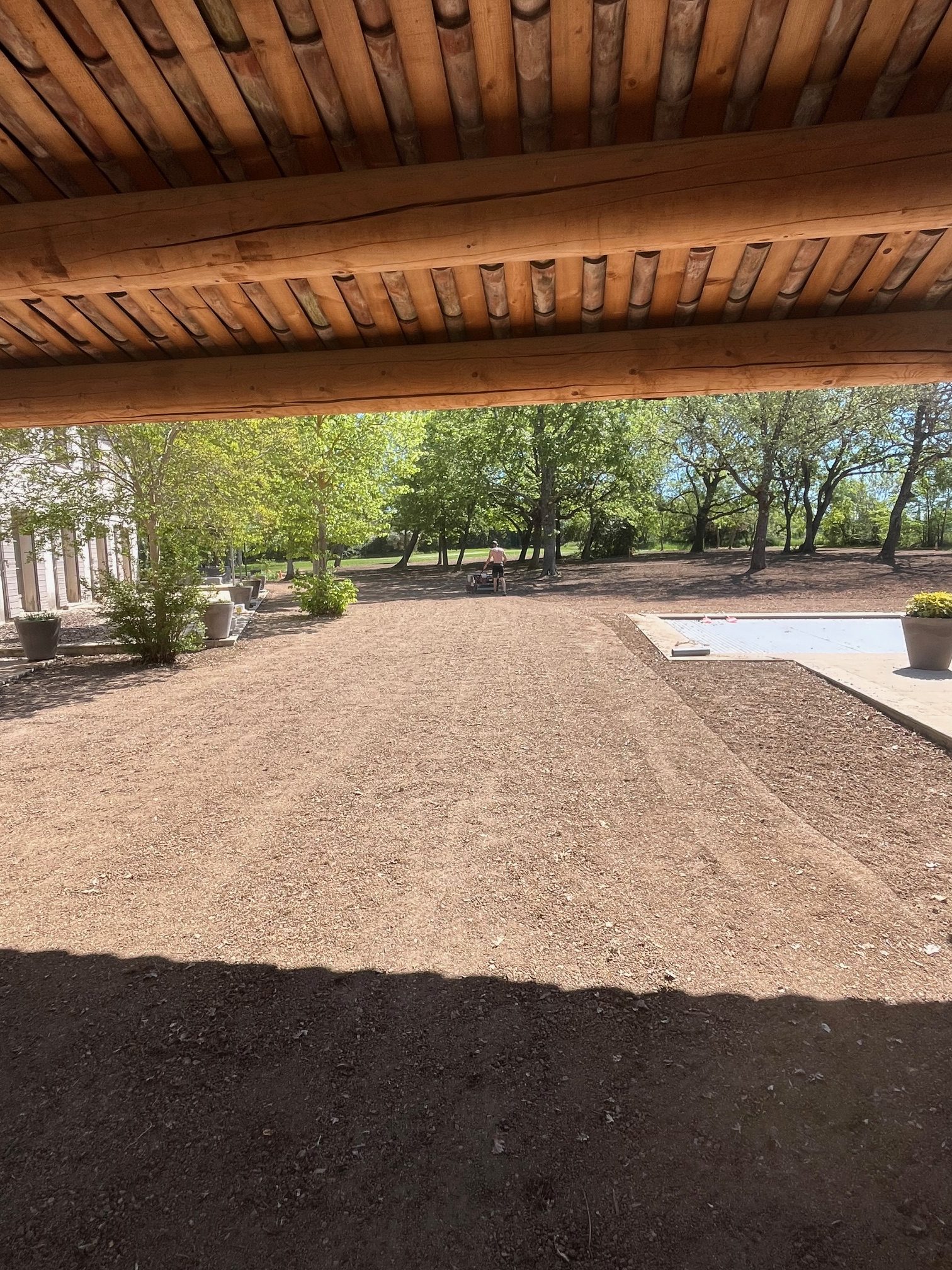 CREATION D&rsquo;UN GAZON AIX EN PROVENCE